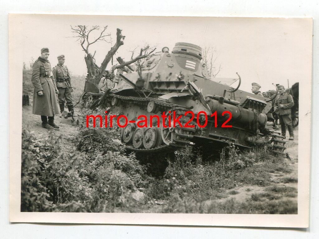 Foto, Panzerregiment 8, zerstörter Panzer IV, No