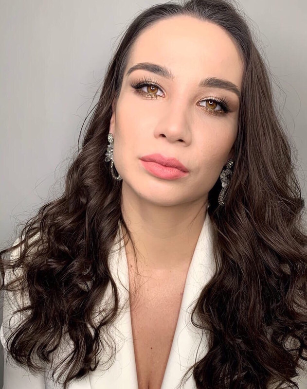 1CE8B839-A200-441C-A7B0-0F555F437972