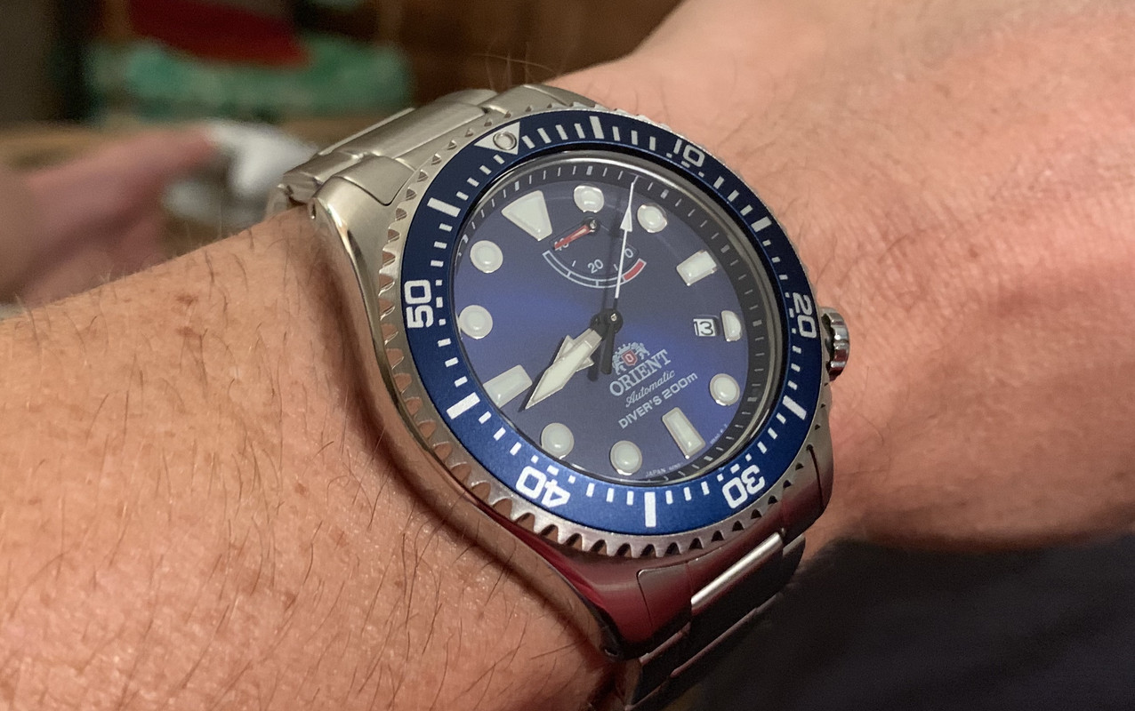 FB054985-5C8C-4E52-96F4-5F460B12999A