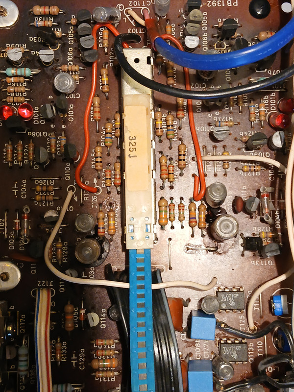 Alps 325J Schiebeschalter auf Phono-Platine