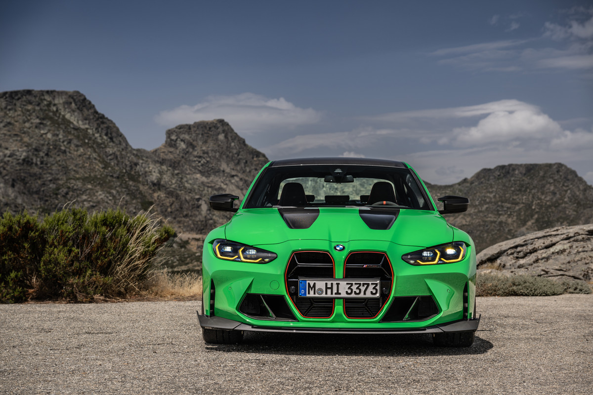 P90492736_highRes_the-all-new-bmw-m3-c