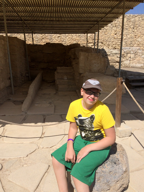 99568B71-6AC6-4362-BBA3-E5DC56E172F1