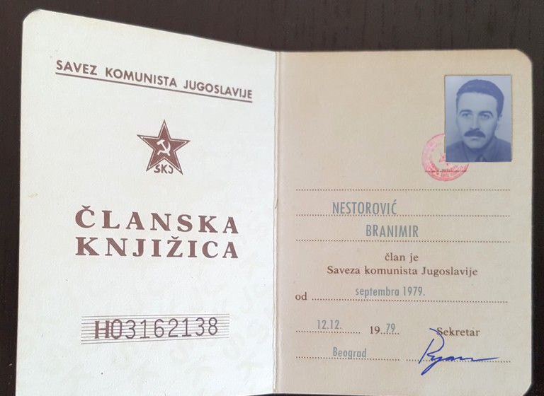 [Слика: GCEFVp-MWIAAvhar.jpg]