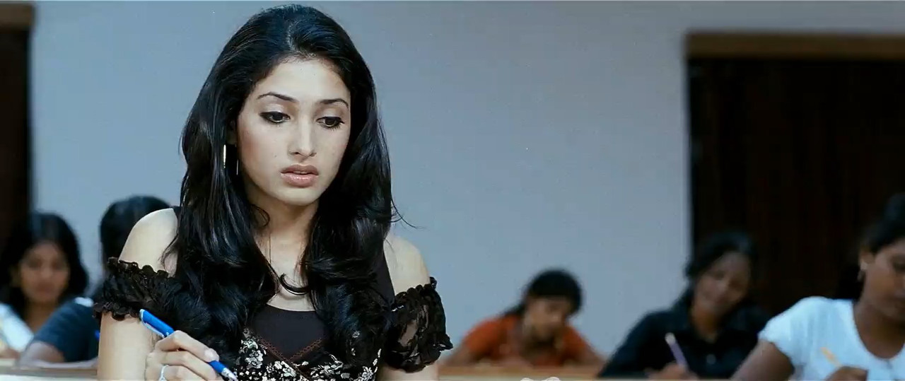Padikathavan 2009 WebRip [Tamil] 480p, 720p Screenshot