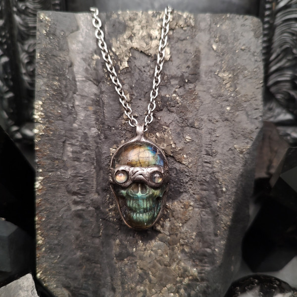 Skull Seer