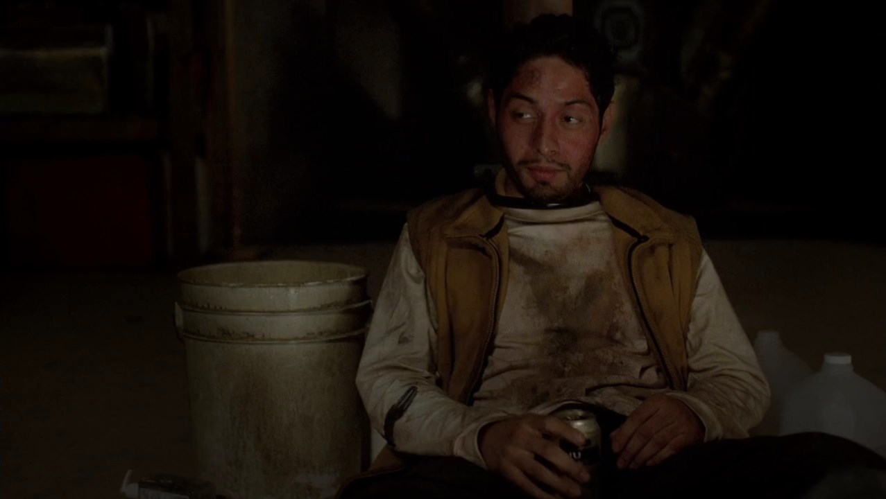 Breaking Bad (2008) Season 1 [Hindi + English] BluRay 480p 720p ESub - Complete Screenshot