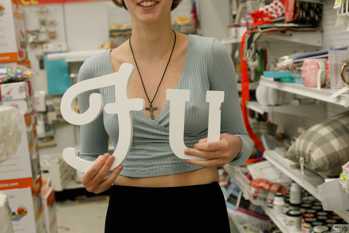 full_040_5359193402193402