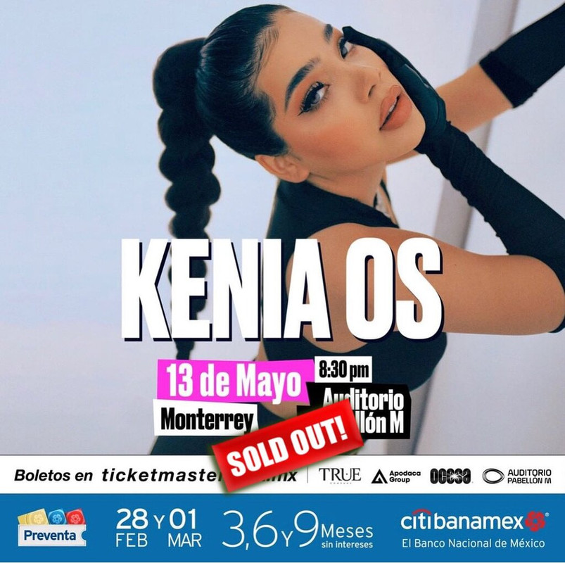 Kenia Os presume su nuevo auto Tesla, valuado en más de un millón de pesos