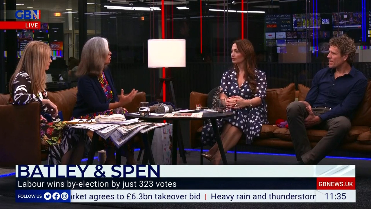 07.03 - 10.00.00 - Saturday Live. Opinion, news and a bit of fun on S..._001.ts_snapshot_40.16.103