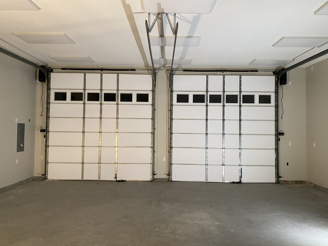 DC2C89FB-E2A3-4885-BD1B-04561E02C9DE