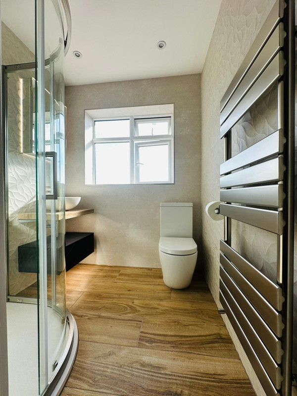 Organic bathroom detail