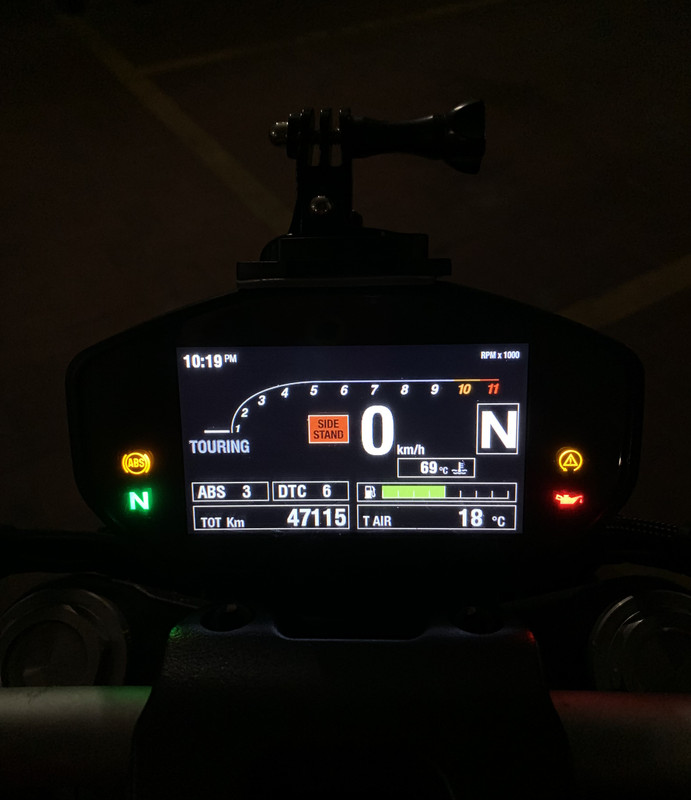 4F24EF3E-E613-47BC-96C7-6F46FC4FF400