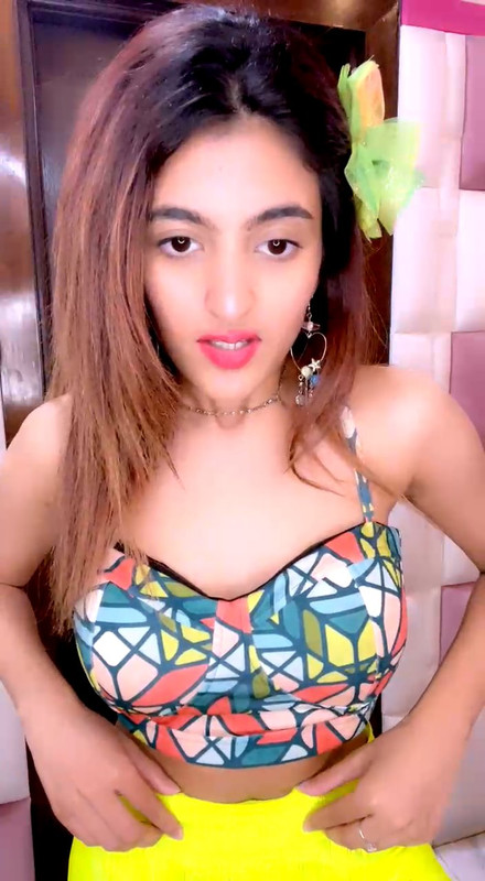 Sniggy Chops Latest Tango Live.mp4_snapshot_14.50_[2021.07.27_09.07.41]