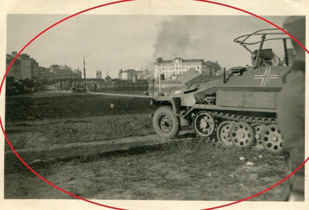 Foto WWII Panzerspähwagen