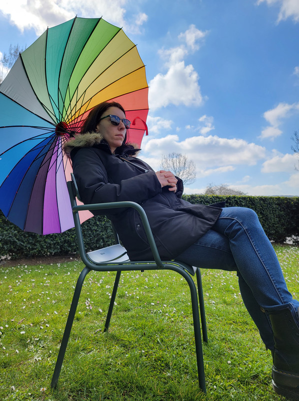 RainbowUmbrella_SamsungGalaxyS21Ultra5G_Snapdragon_DxOMark_05-00