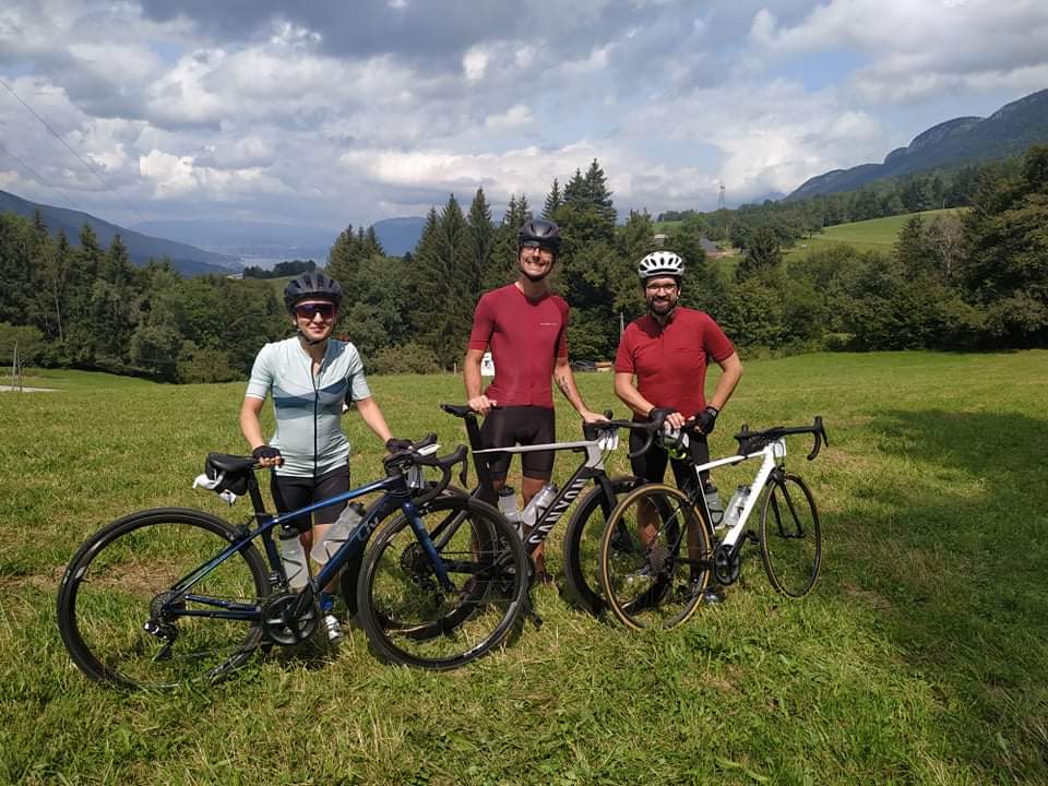 received_387852059529323