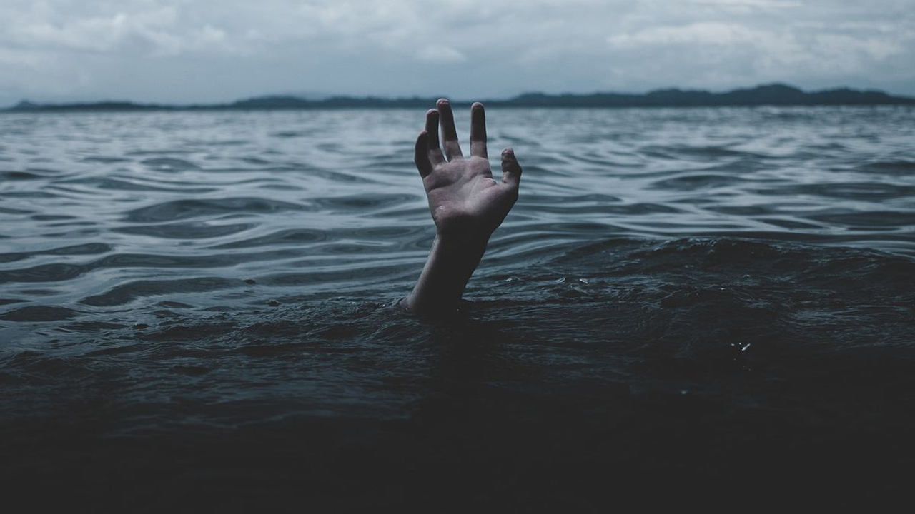 Flash News: 10 Mahasiswa Geologi UNG Terseret Arus, Tujuh Selamat, Dua Meninggal, Satu Hilang