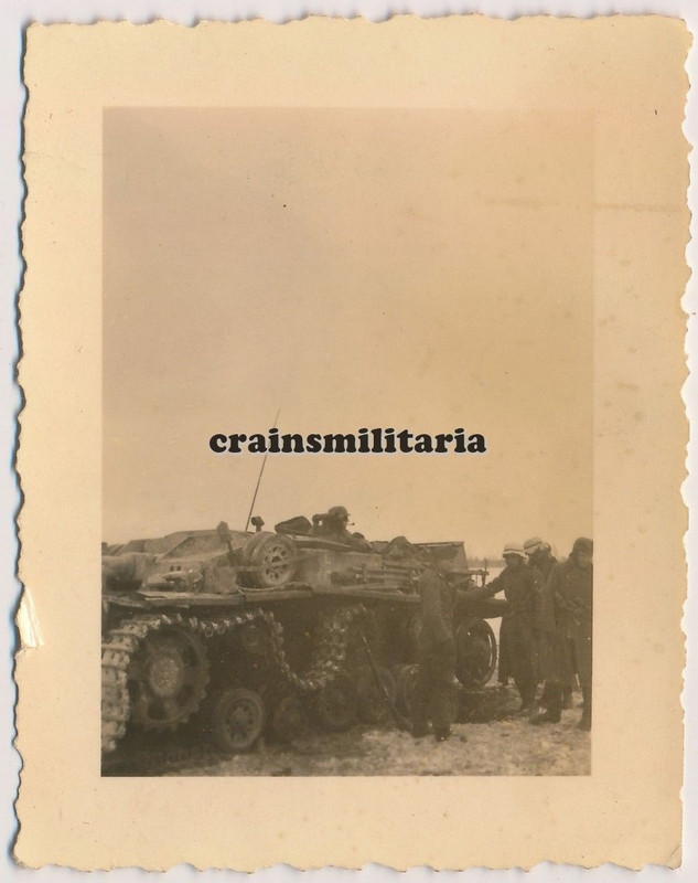 Orig. Foto zerstörte Sturmgeschütz StuG III Panzer der StuG.Abt.