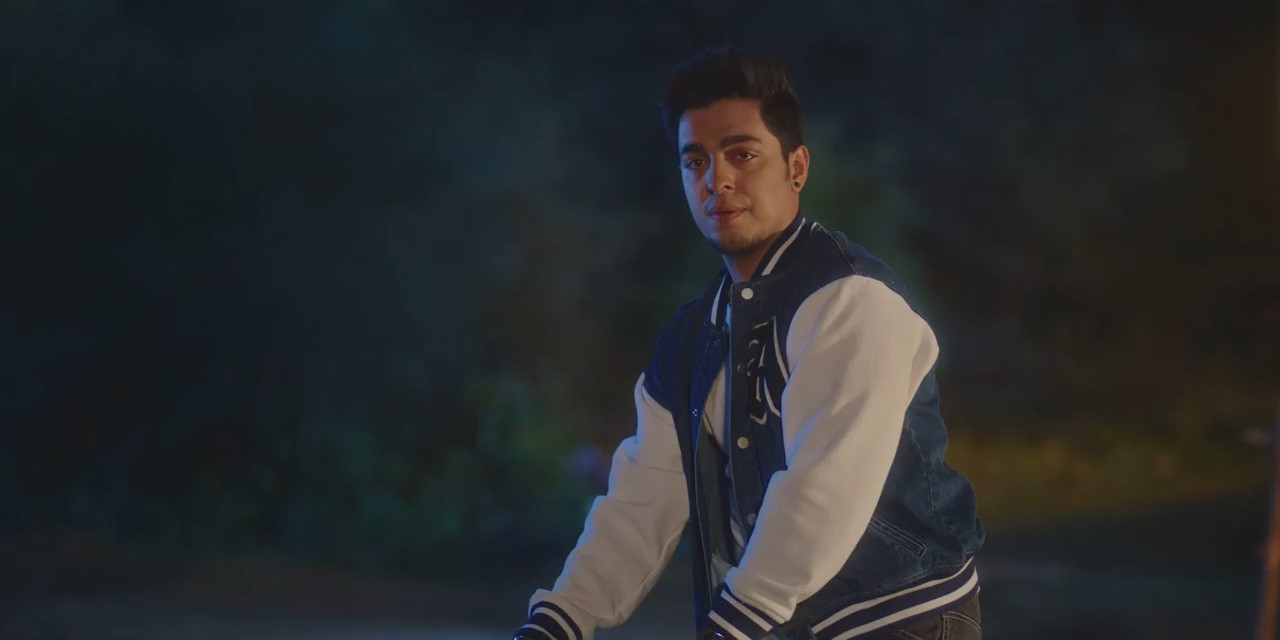 College Romance (2023) Season 4 [Hindi + Tamil + Telugu + Malayalam + Kannada] WebRip 480p, 720p ESub - Complete Screenshot