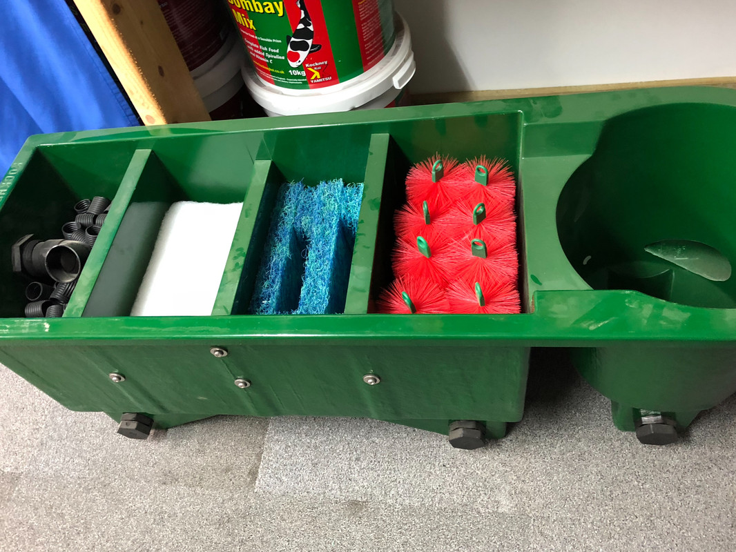 C6D853D8-0833-4B5C-A2C4-B3056306D096