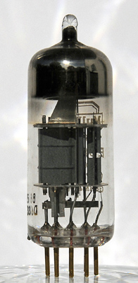 E80CF-04.jpg
