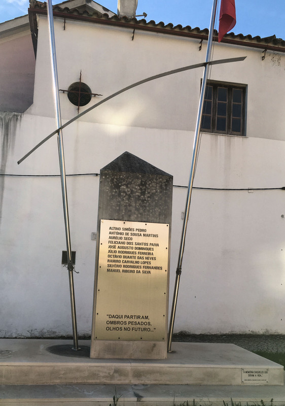 Monumento-aos-Combatentes-do-Ultramar-Miranda-do-Corvo-2