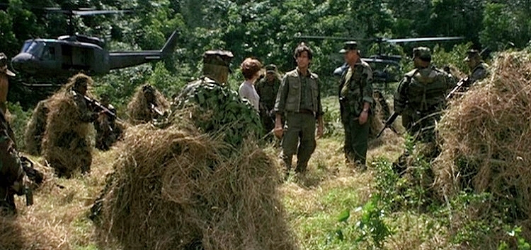GOLDENEYE-MARINES-2-FOTOR.jpg
