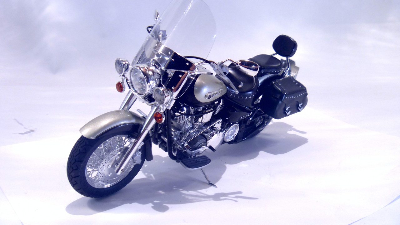 Tamiya Yamaha XV1600 Roadstar P1040852