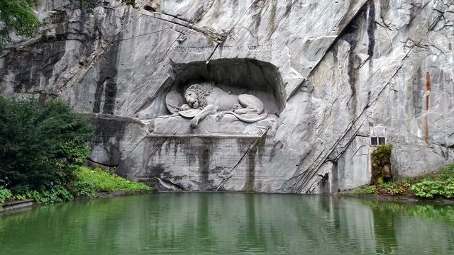 Lagos de Italia, Suiza y Alemania - Blogs de Europa - Cataratas de Trümmelbach, Interlaken, Lucerna (6)