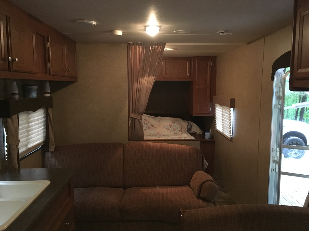 2DE38F64-7C1E-4C0C-BCE7-F2BD121B9DF4