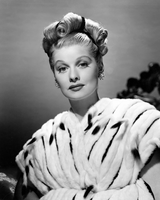 Lucille_Ball_b28