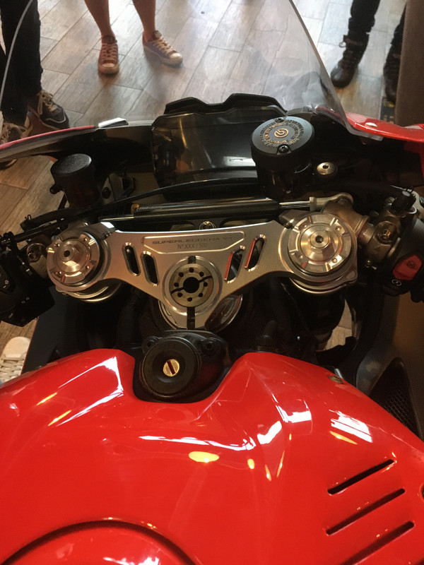 EBC14131-60E0-46E7-87C0-9884BE502F1E