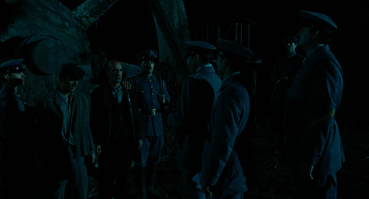 Pan s Labyrinth 2006 UHD BDRip 2160p HDR10 DV Voldmair mkv snapshot 00 16 10 970