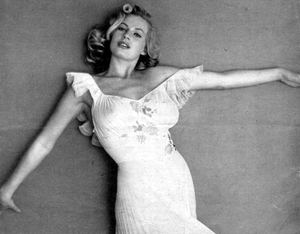 anita_ekberg_ma53