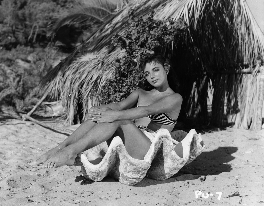 Joan_Collins_f89