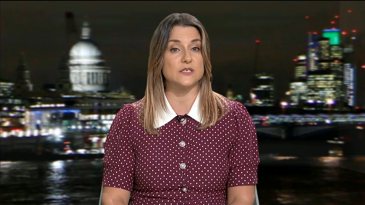 ITV News London_20231117_23002315.ts_snapshot_03.17.641