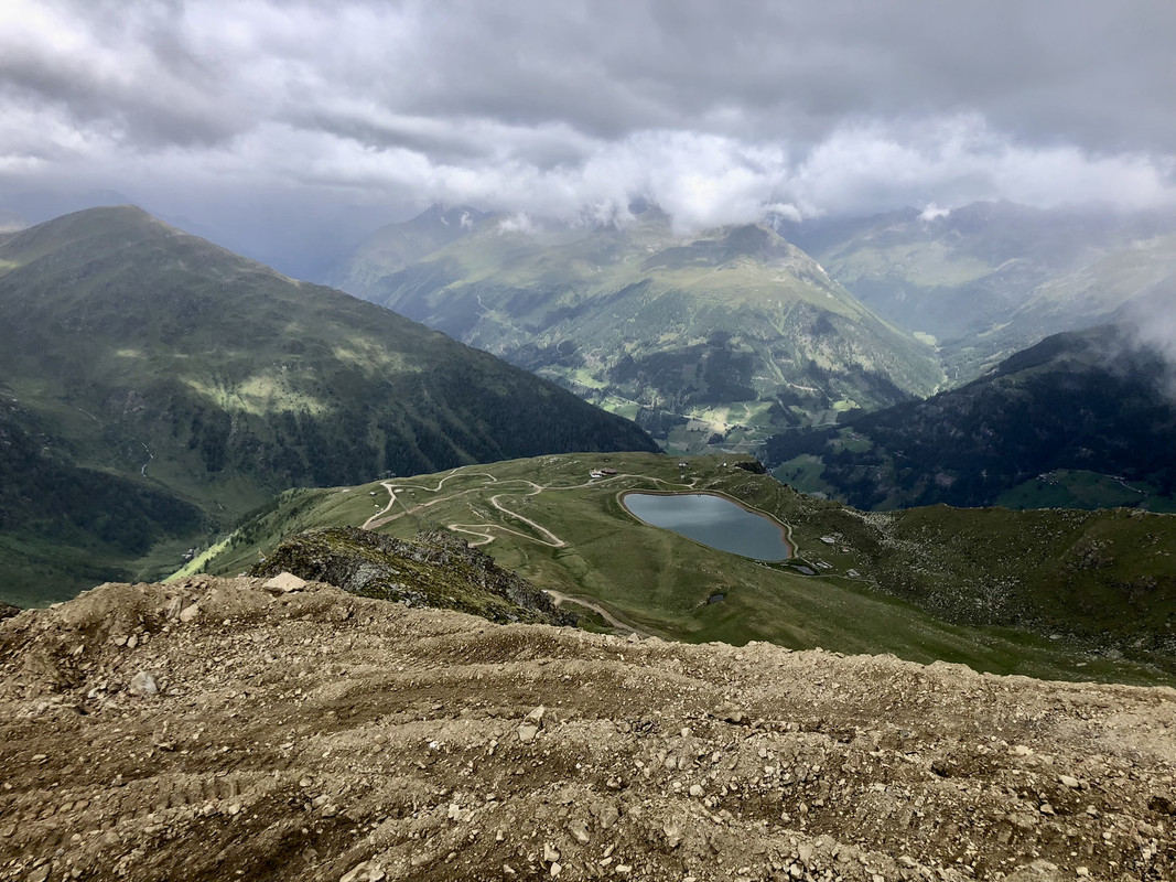 F7F18FA7-8692-4C5D-A9A8-B88CC861ACE0