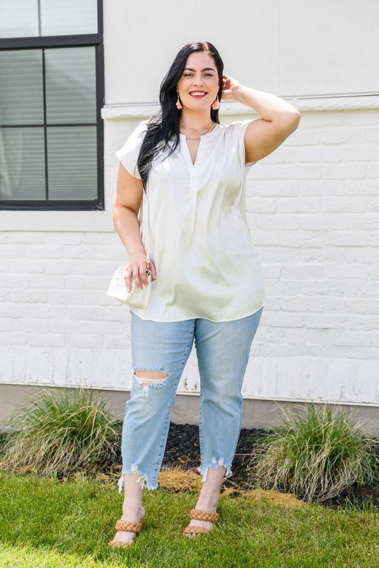 [Image: isn-t-it-ironic-top-in-white-crazy-daisy-boutique-5.jpg]