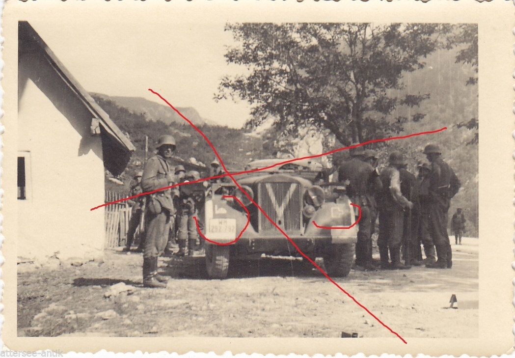 Balkan Serbien Banja Luka Kübelwagen Fahrzeug St