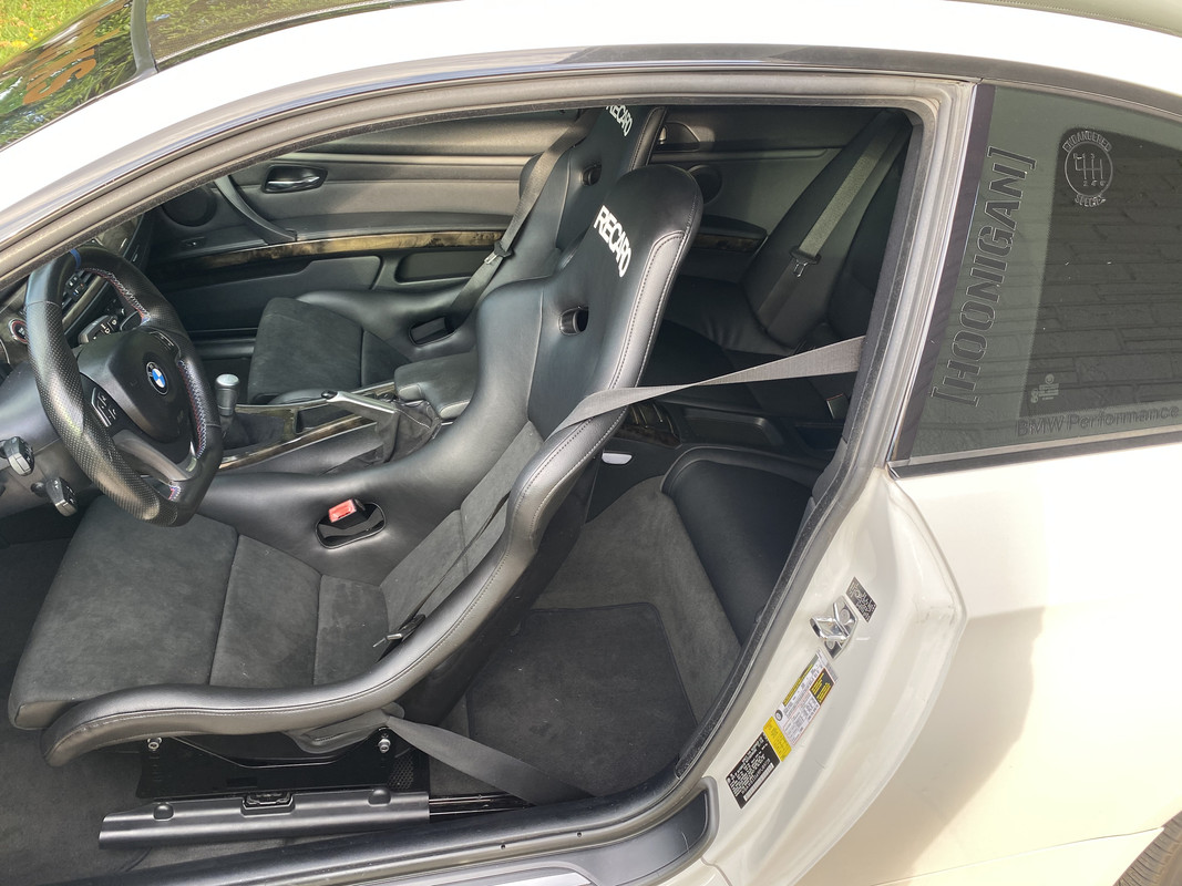 A643EFB6-C8FF-4BC4-B6E2-365C3F83C853