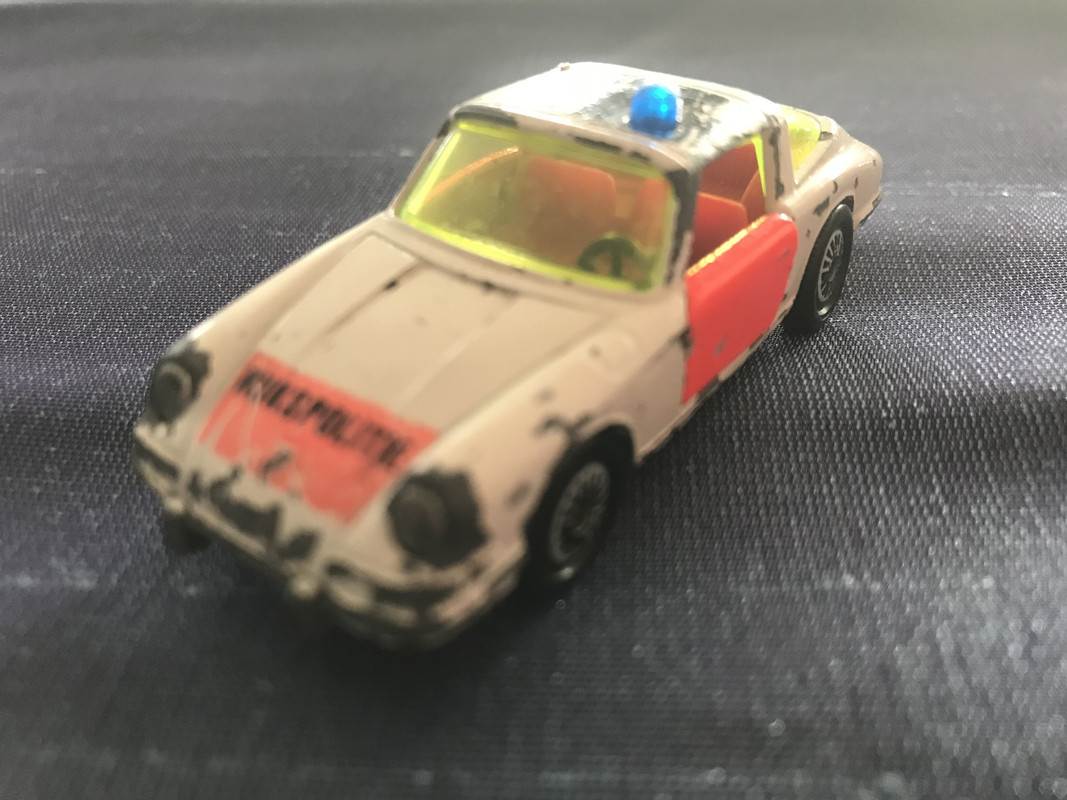 92E219EA-7267-4FEB-B179-7F6FEB4255B1