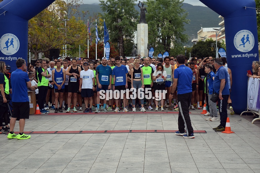 , 23&omicron;&sigmaf; &Alpha;&gamma;ώ&nu;&alpha;&sigmaf; &Delta;&rho;ό&mu;&omicron;&upsilon; &Kappa;&alpha;&lambda;&alpha;&mu;ά&tau;&alpha;&sigmaf;: &Mu;&iota;&alpha; &pi;&omicron;&lambda;ύ&chi;&rho;&omega;&mu;&eta; &gamma;&iota;&omicron;&rho;&tau;ή &alpha;&theta;&lambda;&eta;&tau;&iota;&sigma;&mu;&omicron;ύ &mu;&epsilon; &pi;&rho;&omega;&tau;&iota;έ&sigmaf; &Mu;&pi;&omicron;&upsilon;&rho;ί&kappa;&alpha; &kappa;&alpha;&iota; &Zeta;&omicron;&sigma;&kappa;ί&nu; (&phi;&omega;&tau;&omicron;&gamma;&rho;&alpha;&phi;ί&epsilon;&sigmaf; &kappa;&alpha;&iota; &beta;ί&nu;&tau;&epsilon;&omicron;)