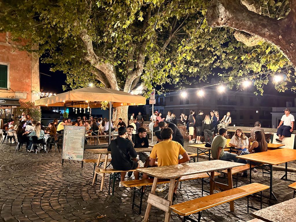 Жаркий сентябрь на побережье Тирренского моря. Жаркий сентябрь на побережье Тирренского моря.