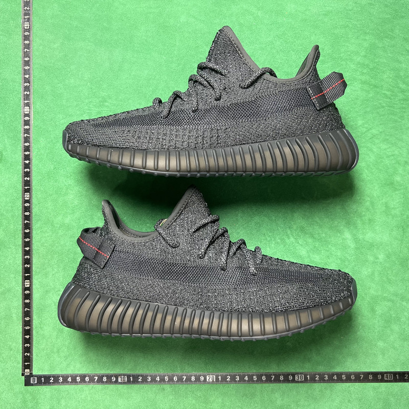 Adidas Originals Yeezy Boost 350 V2