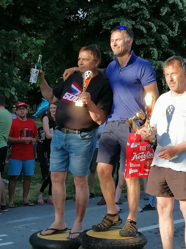 C5F39EC5-B33C-4106-ADB5-762B85D7B0AC