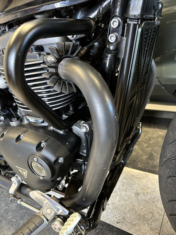 737BE27C-D8C7-4417-9F3A-314A6E65887A