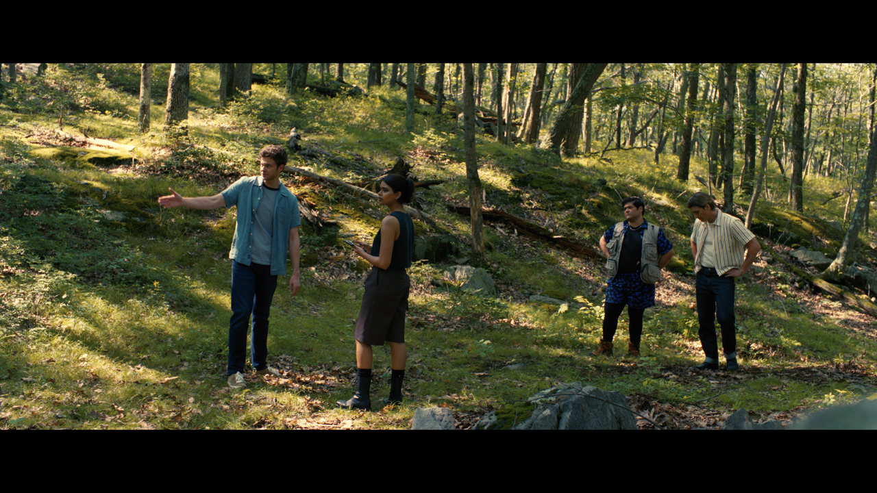 mpv-shot_Companion.2025.Hybrid.2160p.UHD.BDRemux.DV.HDR10Plus.HEVC-Нечипорук_00_43_56_0008