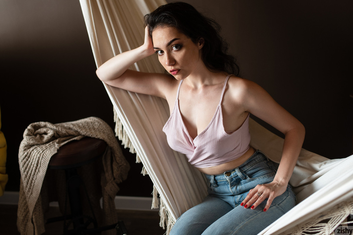 full_002_1237131248193044