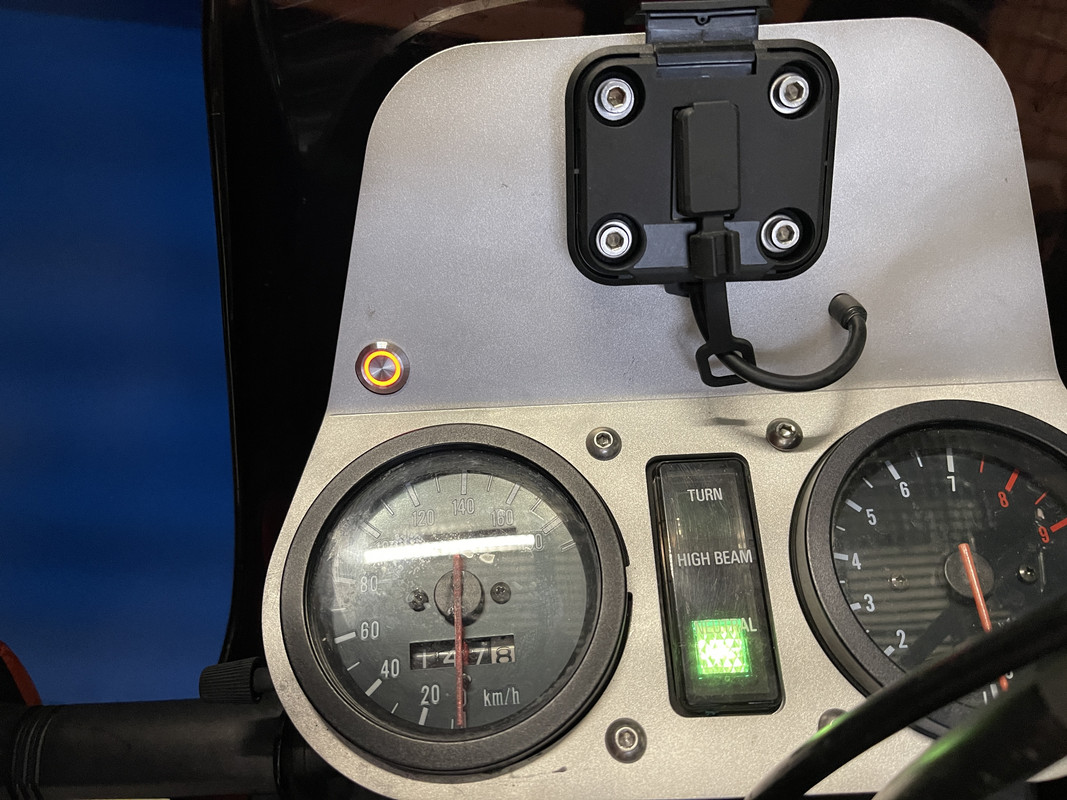 E79F9E3F-5547-49A3-950C-3FF41D62BBBC