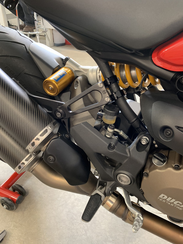 FA1DAB01-3EB7-488D-B4BF-7CA30C407C86